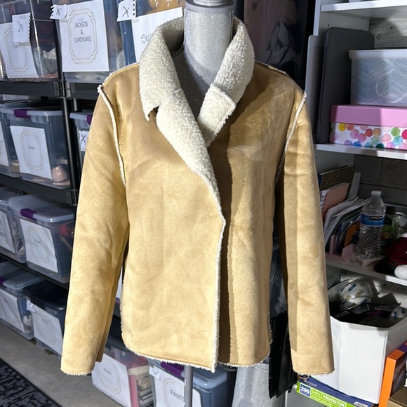 dylan Jackets & Blazers - Dylan Women's Tan Shearling Jacket - Size L - NWT